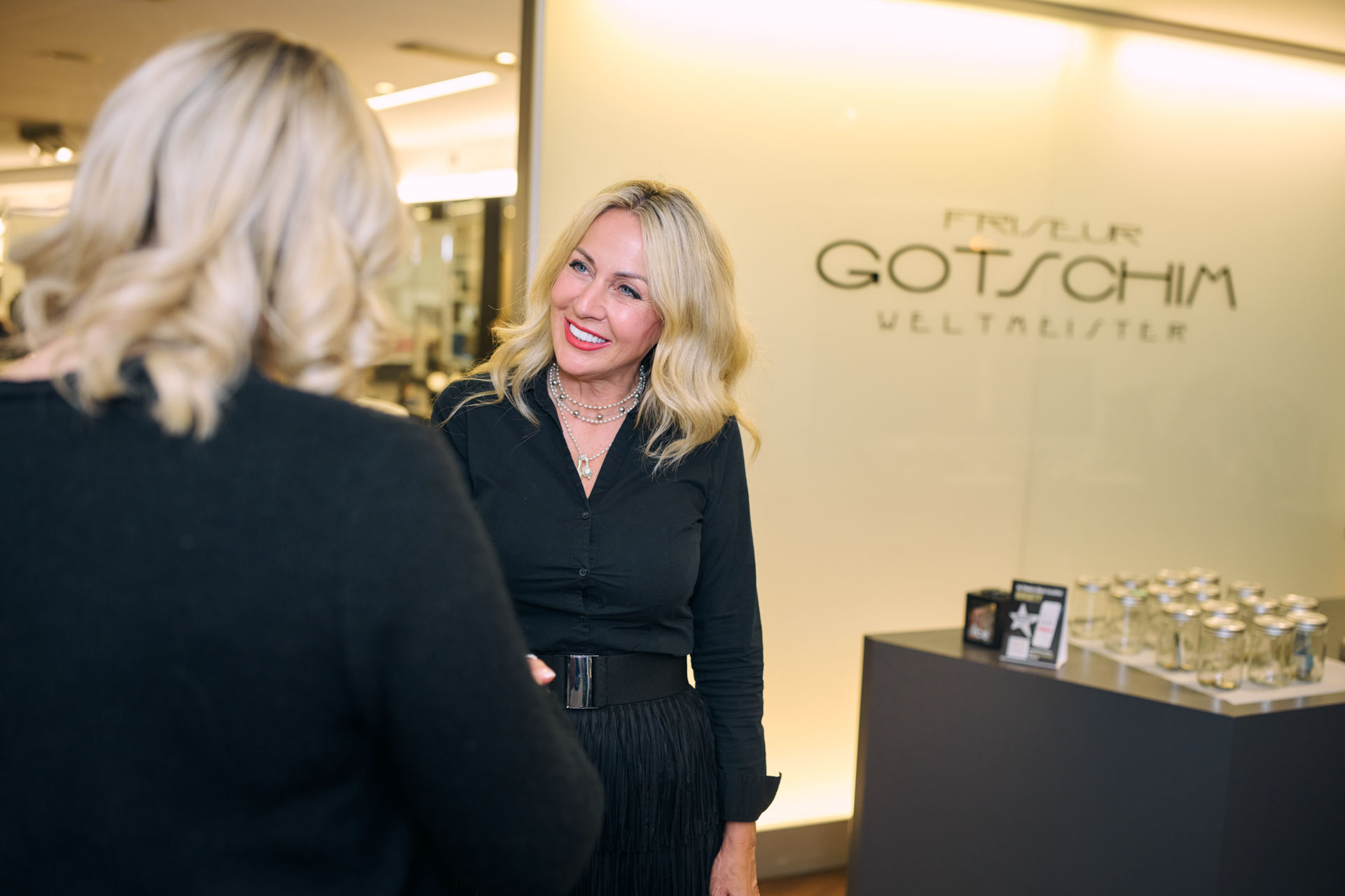 Gotschim Frisörsalon Begrüßung